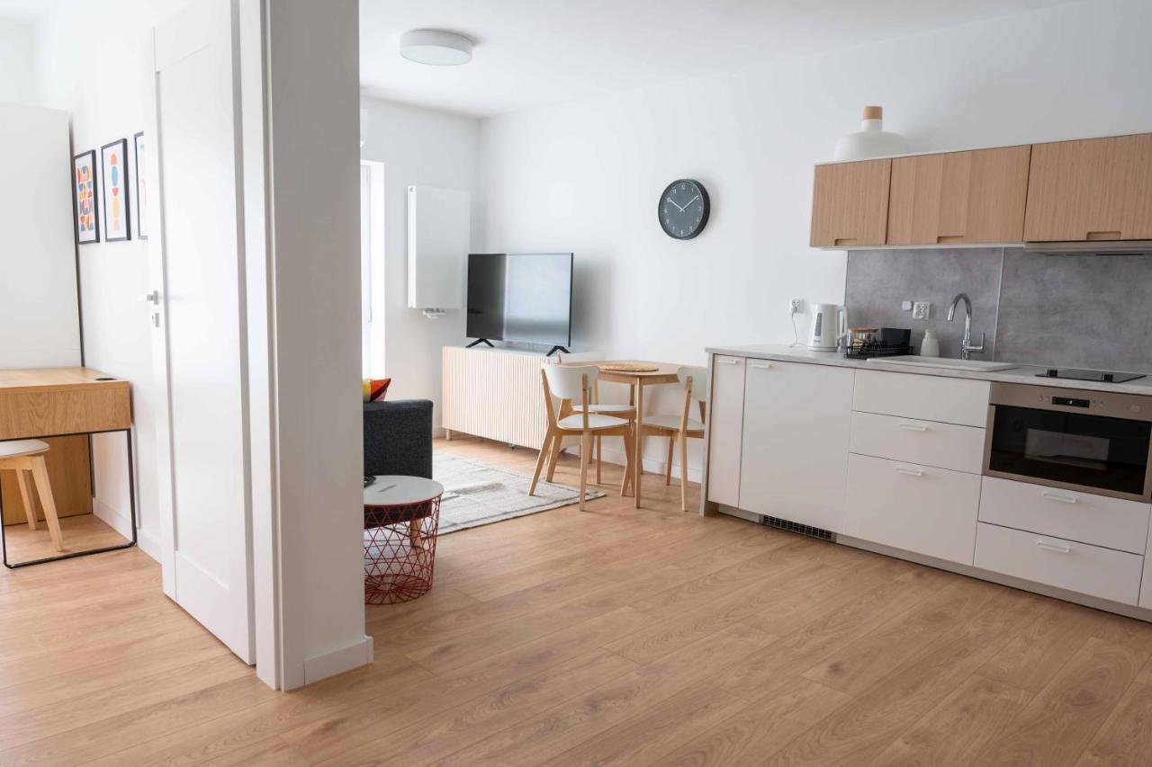 Aparthotel Weissa 7 Kraków Exteriör bild