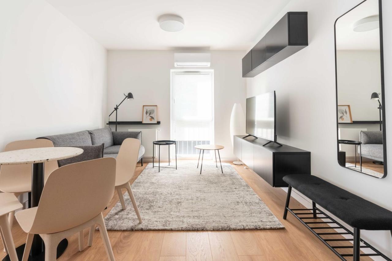 Aparthotel Weissa 7 Kraków Exteriör bild