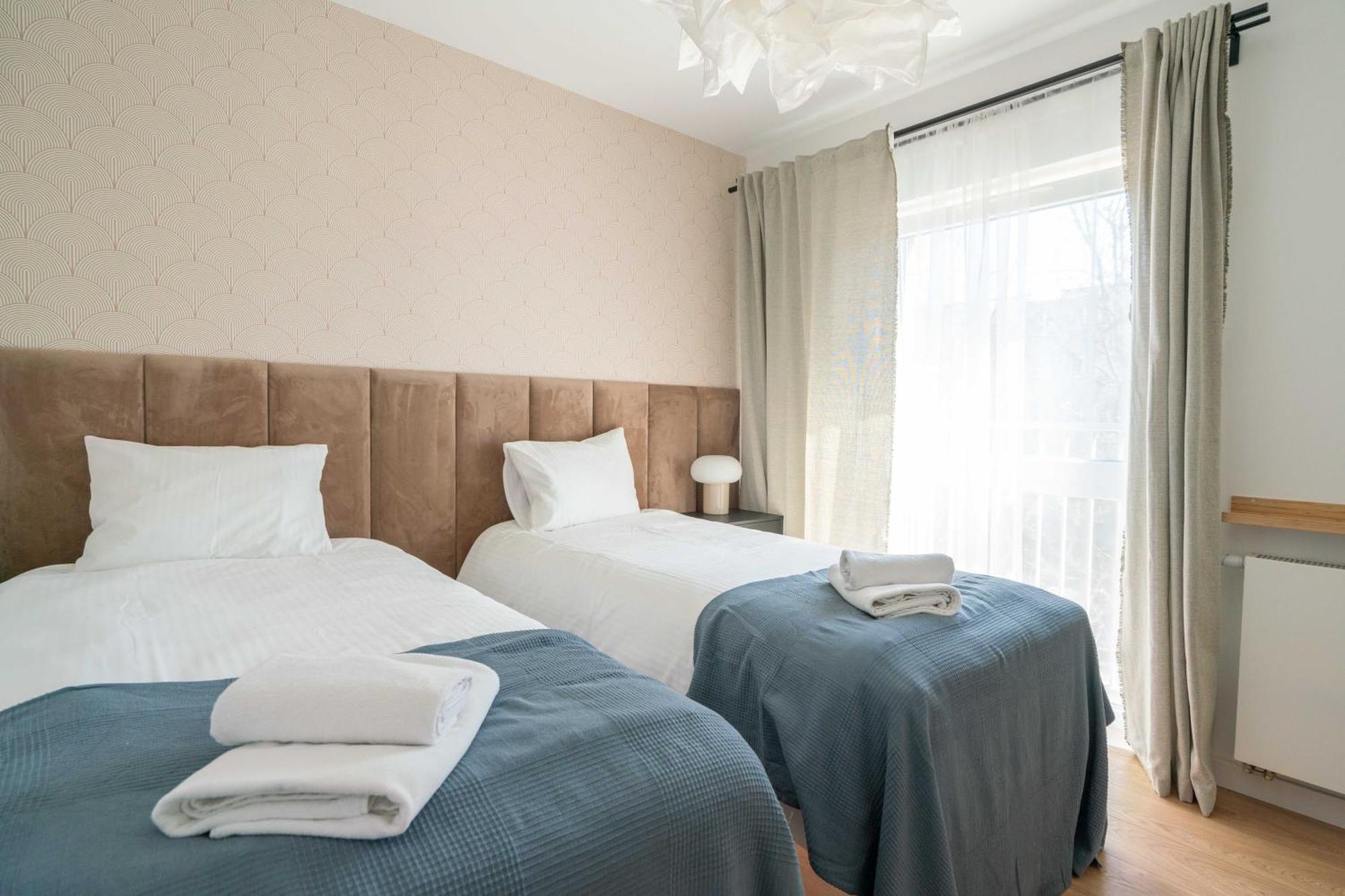 Aparthotel Weissa 7 Kraków Exteriör bild