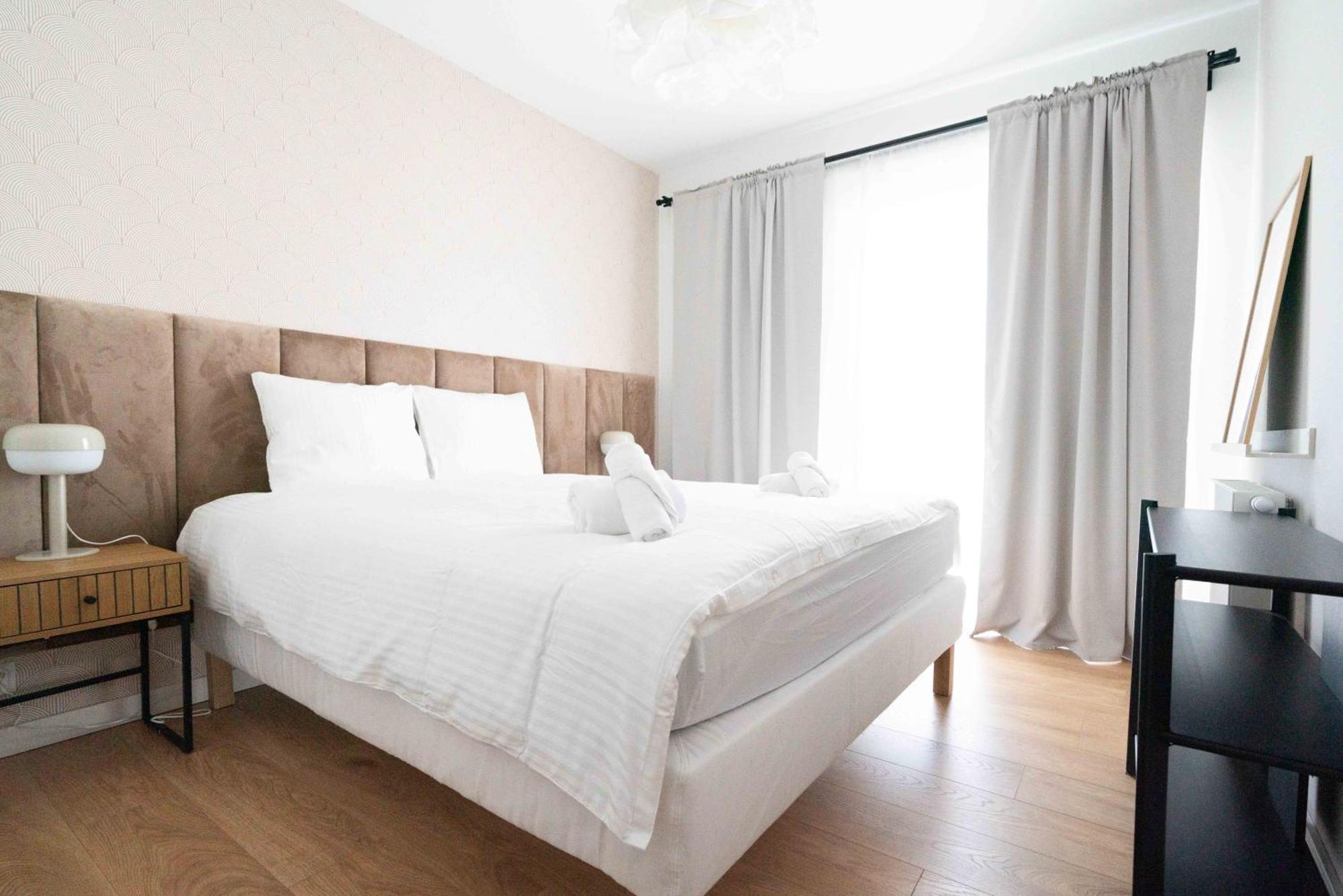 Aparthotel Weissa 7 Kraków Exteriör bild