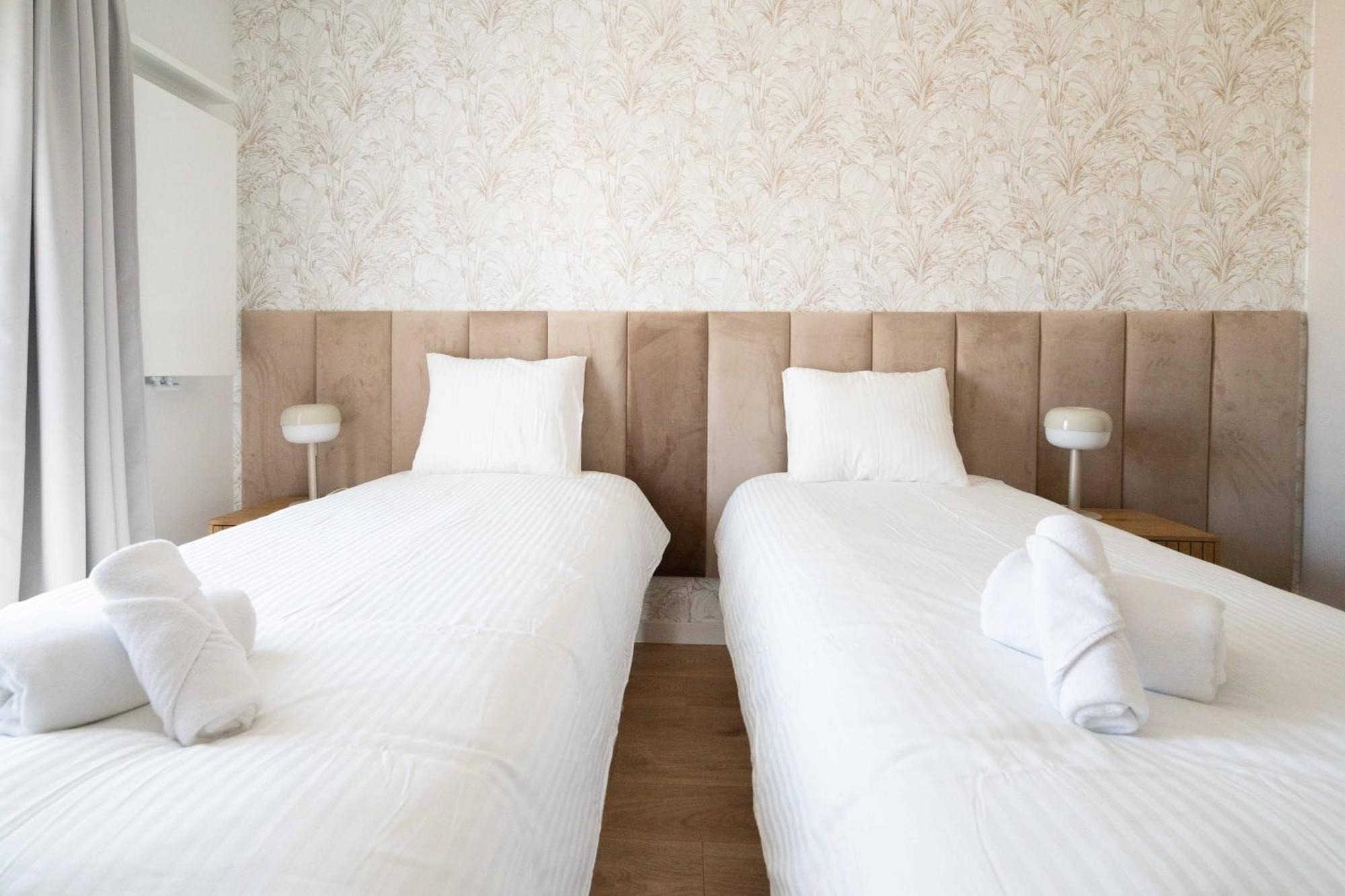 Aparthotel Weissa 7 Kraków Exteriör bild