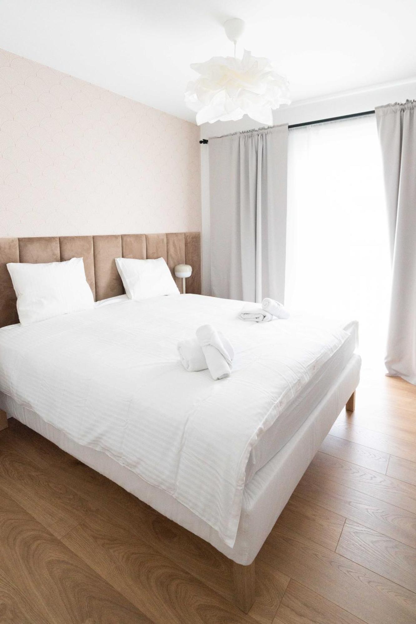 Aparthotel Weissa 7 Kraków Exteriör bild
